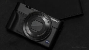 rx100First-300x169.jpg