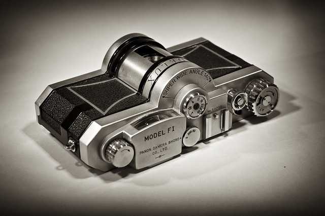 Widelux FI - Camera-wiki.org - The free camera encyclopedia