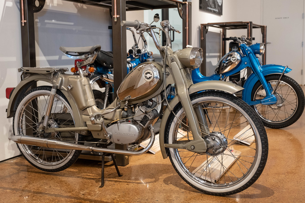 Zundapp Bergsteiger M50 Scooter 50cc 1974 | David Stubbington | Flickr