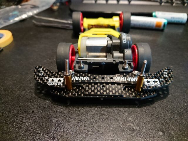 ミニ四駆】フロント1軸アンカーを作る！製作開始 : サブカル”ダディ