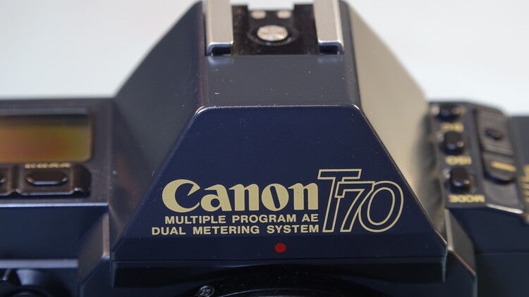 フイルム時代、私が使用した最後のマニュアルカメラ。キャノンT-70