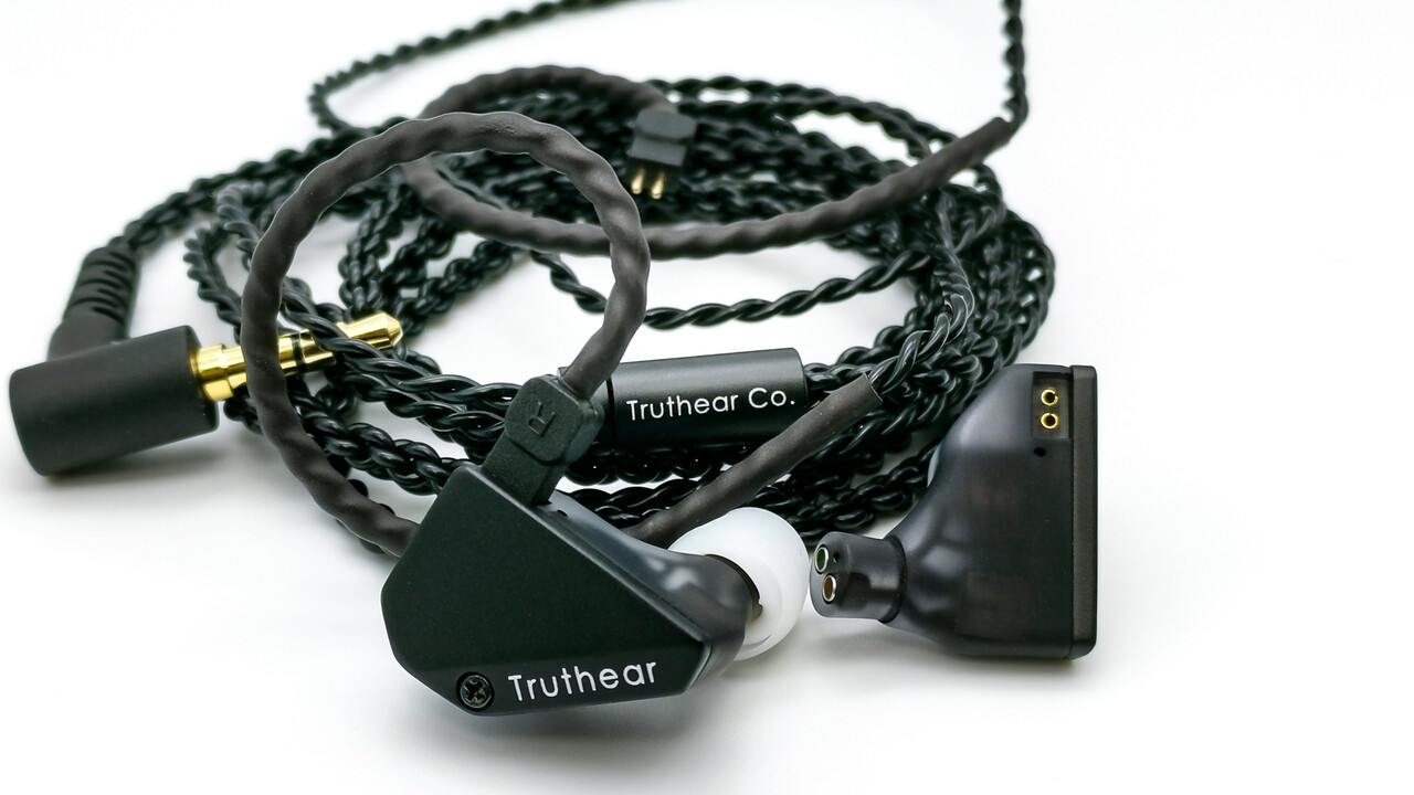 Truthear HEXA」 クールな外観に高度に計算された3BA+1DD構成の