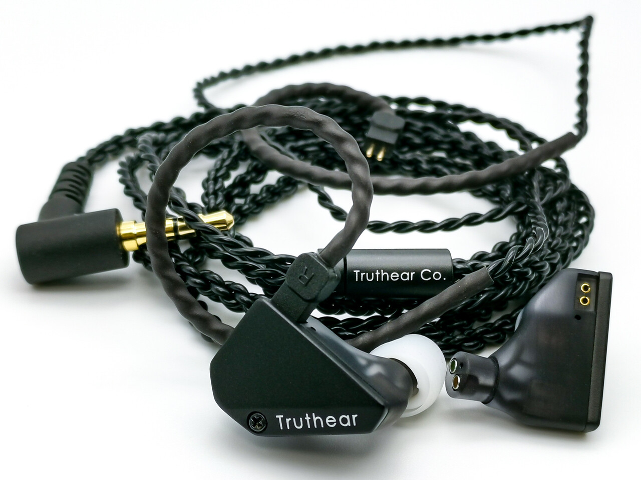 Truthear HEXA」 クールな外観に高度に計算された3BA+1DD構成の