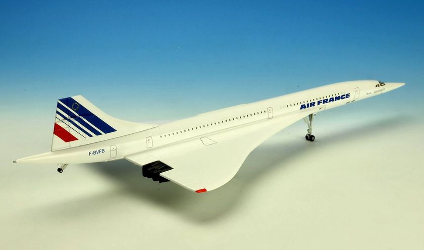 超音速旅客機 コンコルド 垂直尾翼 タグ 六角形 裏彫刻 英国航空 実機