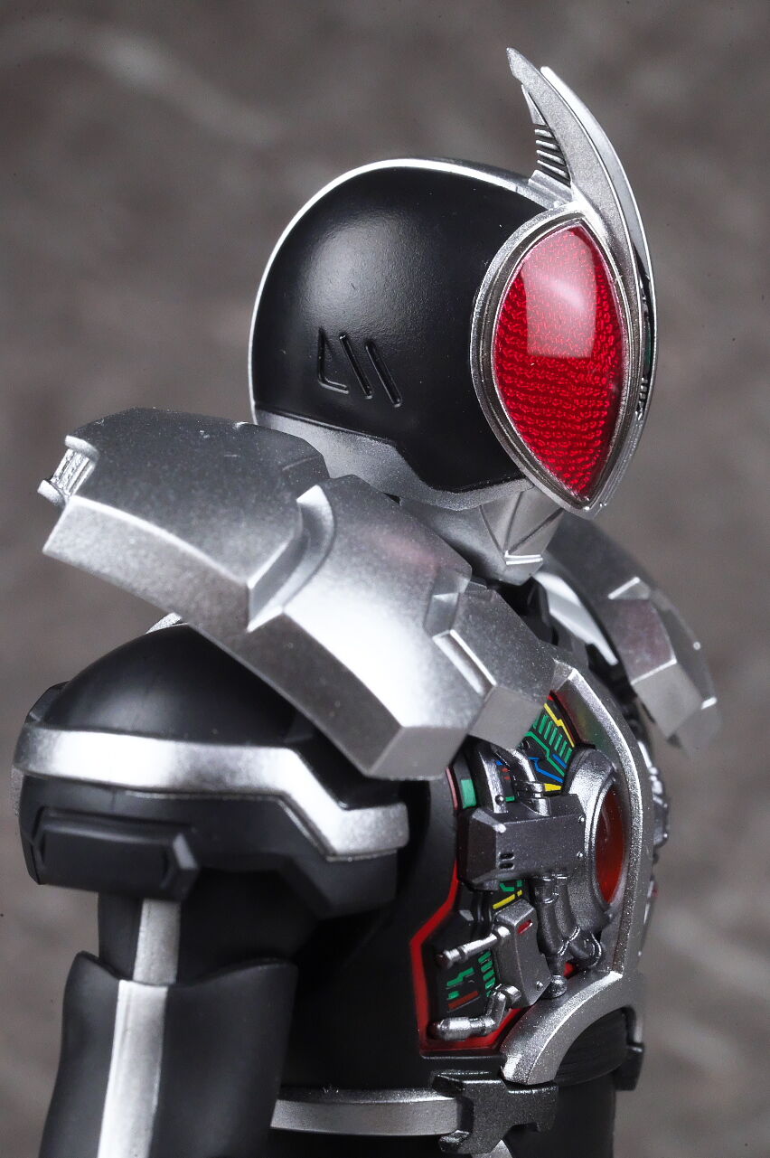 S.H.フィギュアーツ (真骨彫製法) 仮面ライダーファイズ アクセル