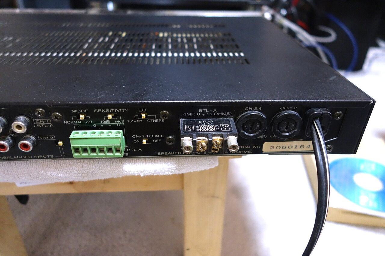 BOSE 1200VI ジャンクが届きました : アンプジャンカーのblog