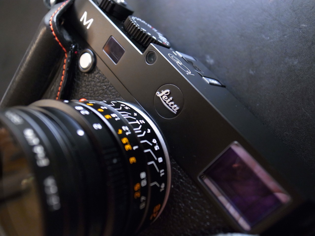 Leica 黒バッジ : スティログラフィカ