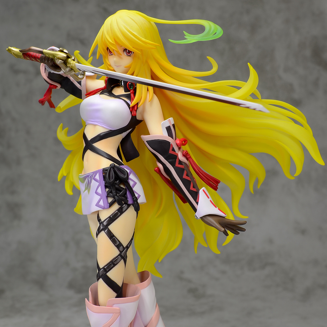 たまたま開けたアルター ミラ・マクスウェルがめちゃくちゃ出来良くて