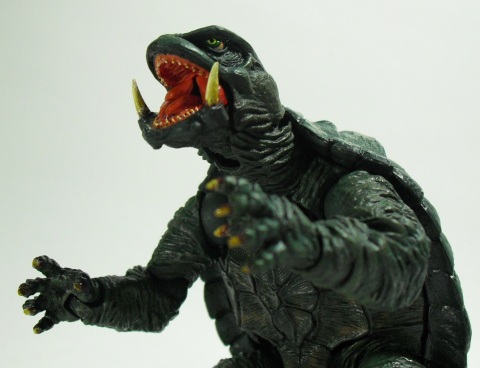 特撮リボルテック「ガメラ1995」 : 空想玩具シリーズ