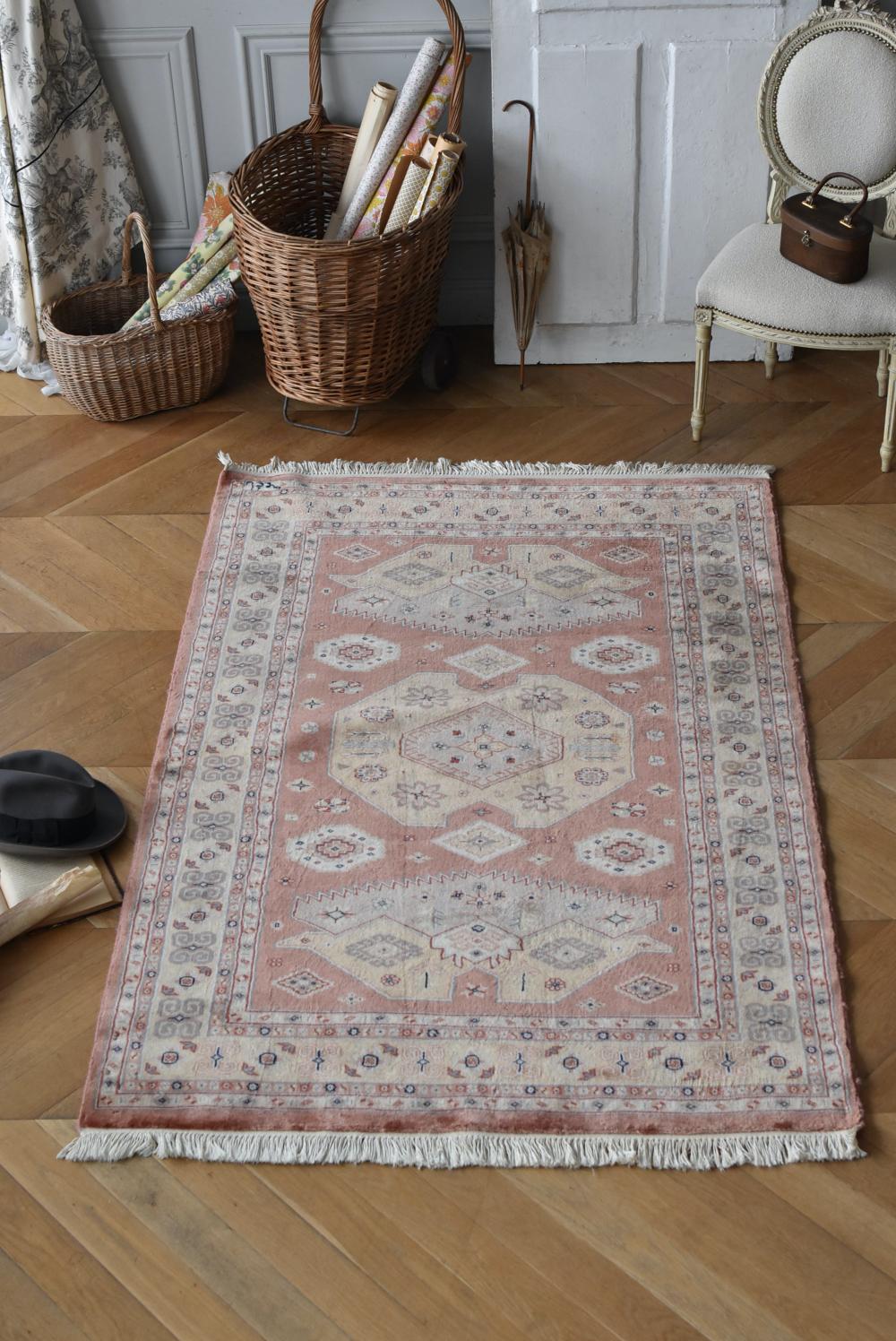 ヴィンテージラグ.84 トライバルラグ 部族絨毯 ボタニカル インテリア