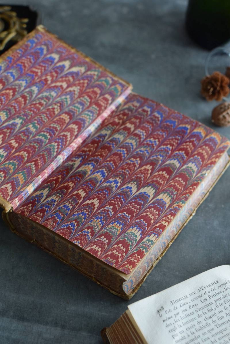 アンティークブック.49 古書 アンティーク本 フランスディスプレイ