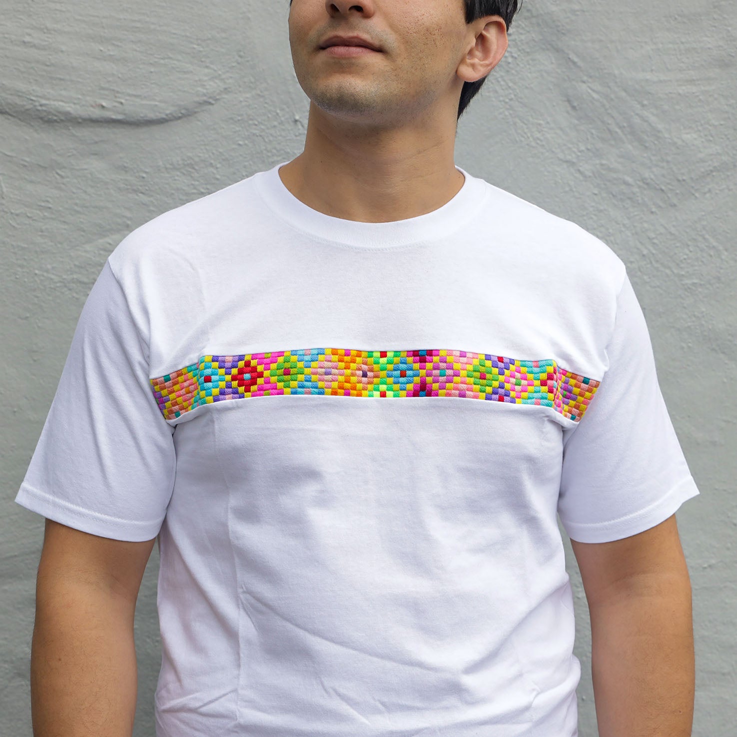 Ch'ol White Hand-Embroidered Modern T-Shirt | Lolo Mercadito