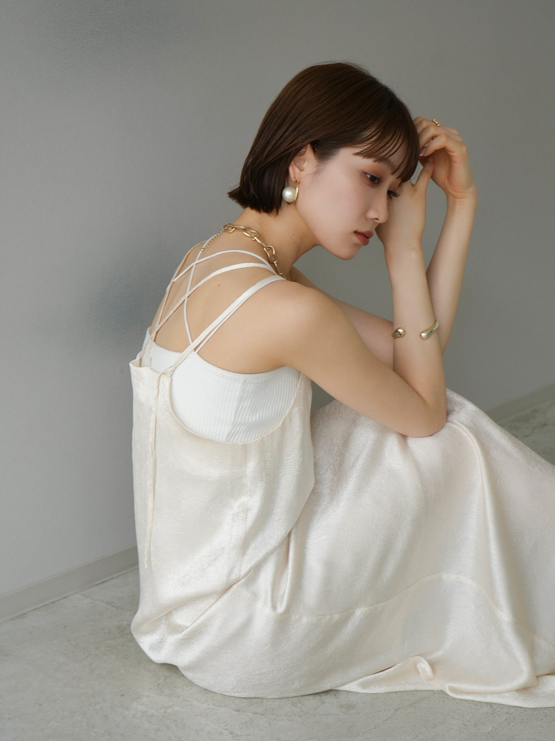 予約]ワッシャーサテンキャミワンピース/アイボリー – Lumier