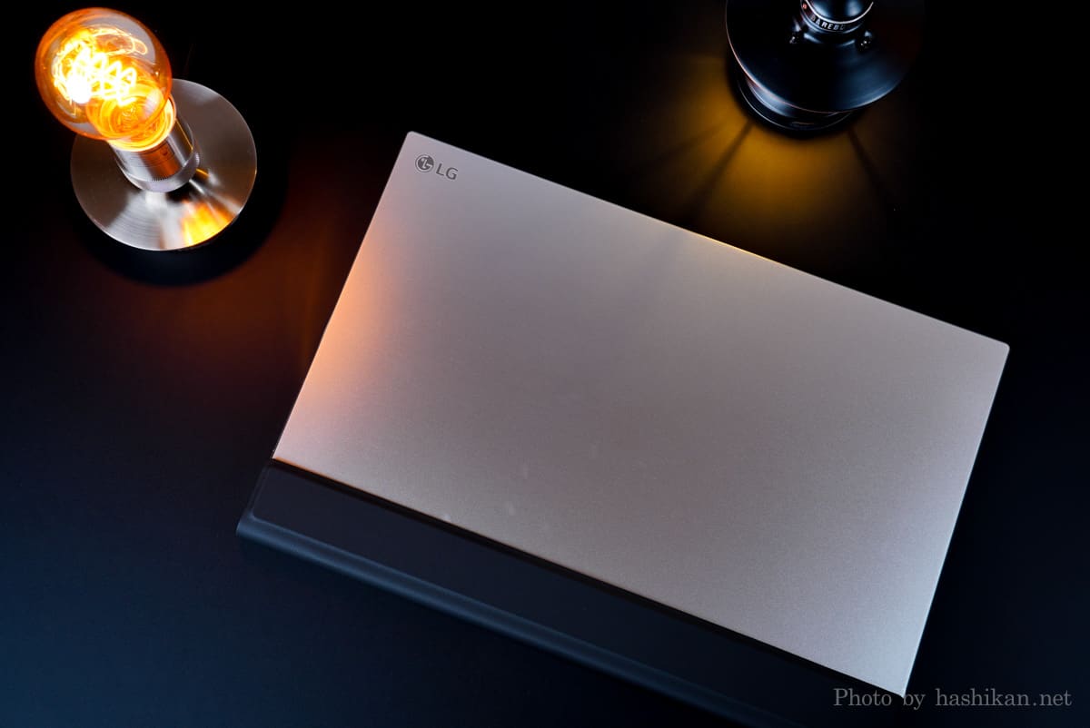 LG gram +view レビュー】美しい… 16インチ 2K 16:10でシンプルかつ