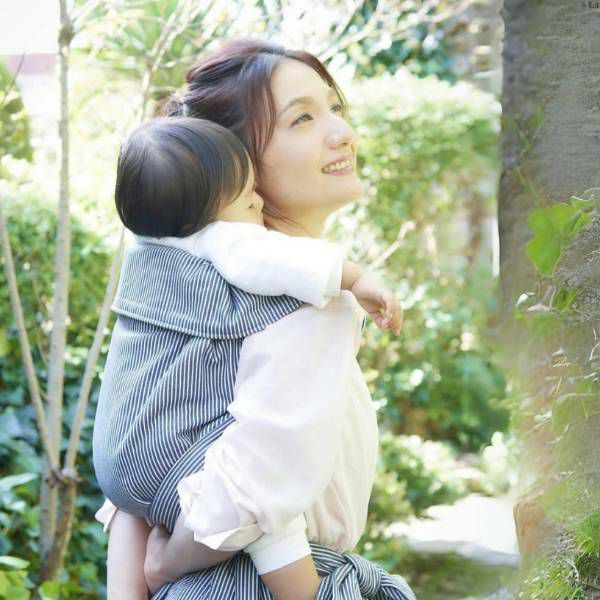 gran mocco(グランモッコ)おんぶ紐 フォレスト 高い位置のおんぶで家事