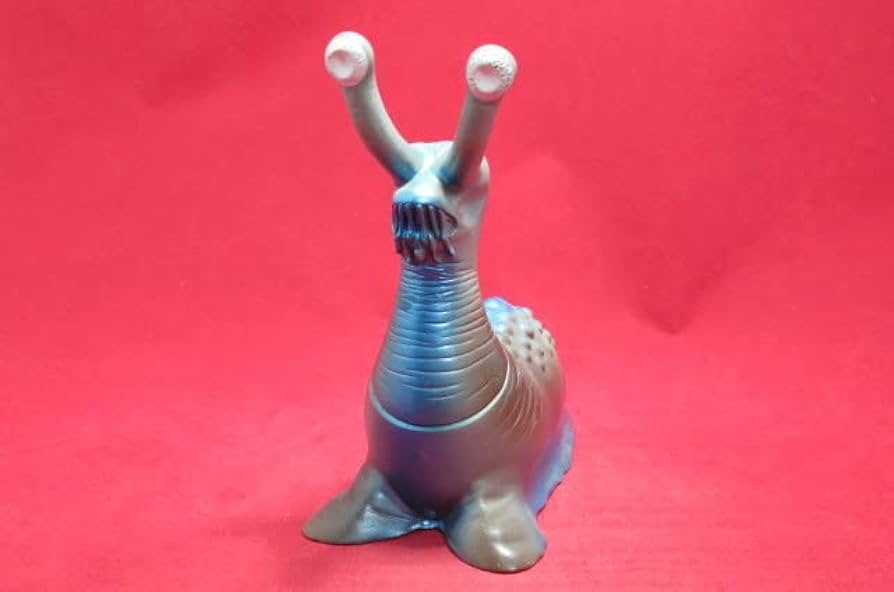 Amazon.co.jp: ナメゴン Q 怪獣 プラタグ版 1983 ソフビ : おもちゃ