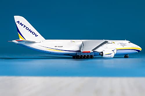 Amazon | GeminiJets 1/400 完成品 ANTONOV cargo An-124-100M UR