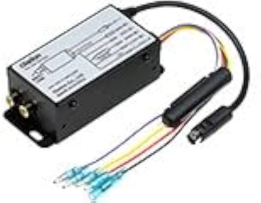 Amazon.co.jp: クラリオン EA1812B HDカメラ電源分配BOX : 車＆バイク