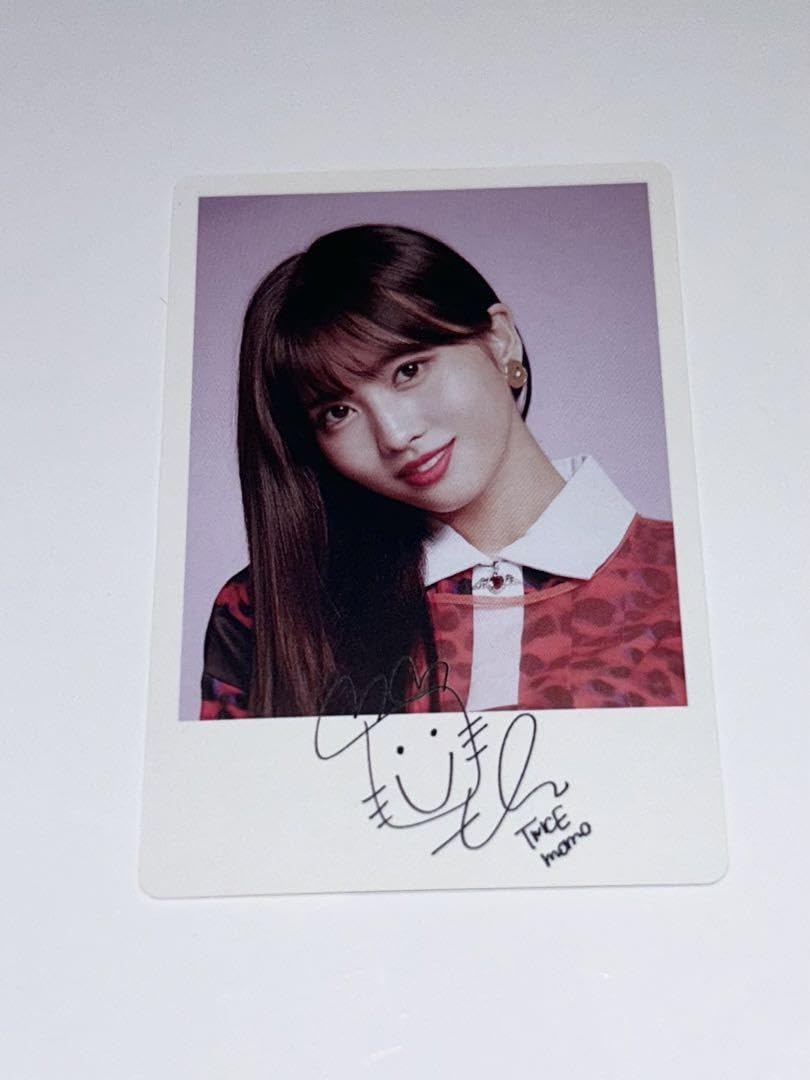 Amazon.co.jp: TWICE モモ サイン トレカ : おもちゃ