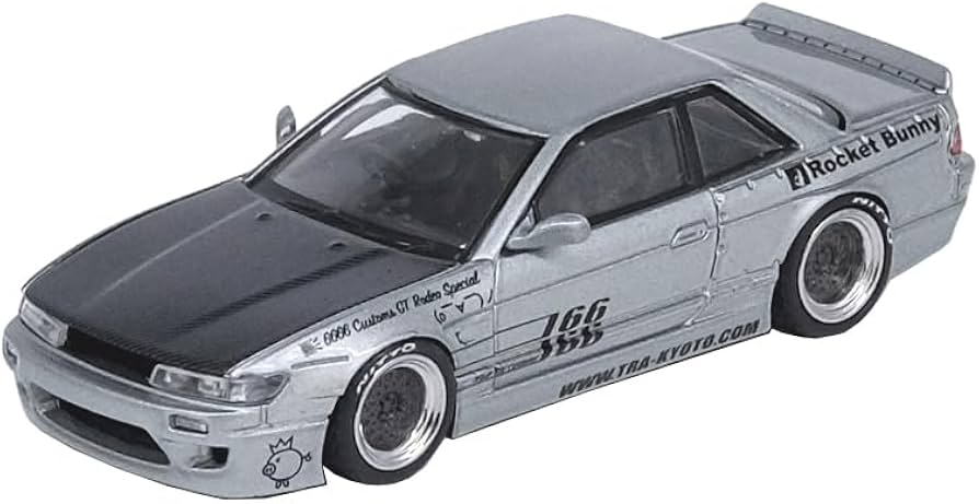 Amazon.com: Solid Inno Models 1/64 Nissan Silvia (S13) V1 Pandem