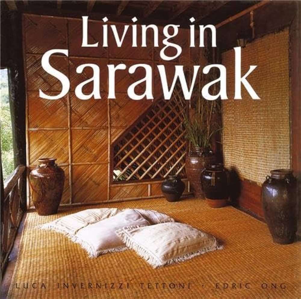 Living in Sarawak : Ong, Edric: Amazon.sg: Books