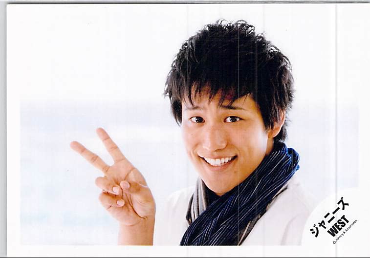 Amazon.co.jp: ジャニーズWEST 桐山照史 公式写真 写真 フォト