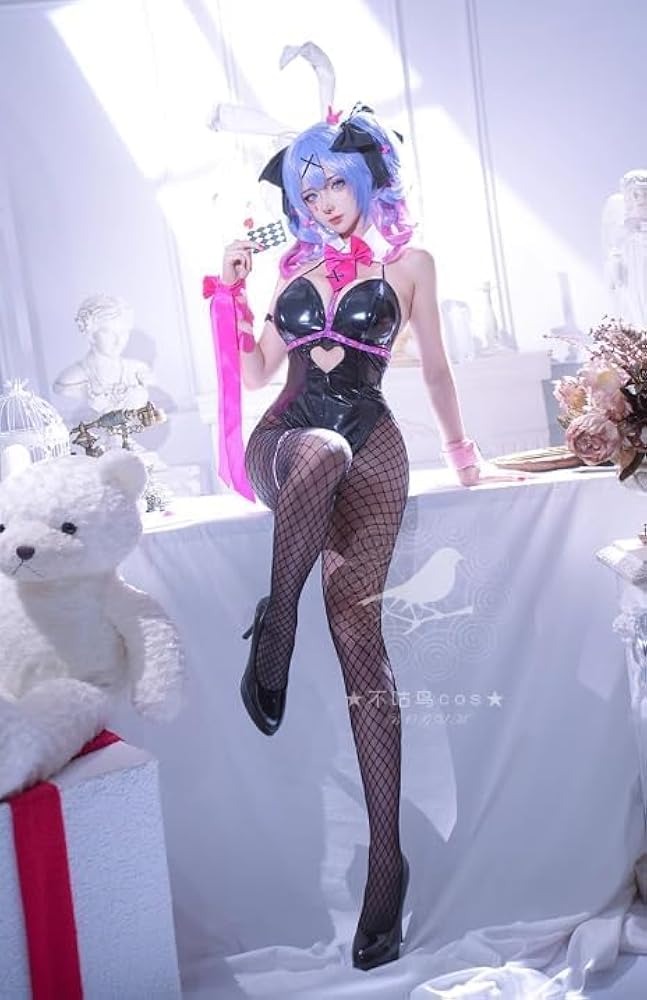 Amazon.co.jp: [小さな店] ラビットホール コスプレ衣装 +ウイッグ