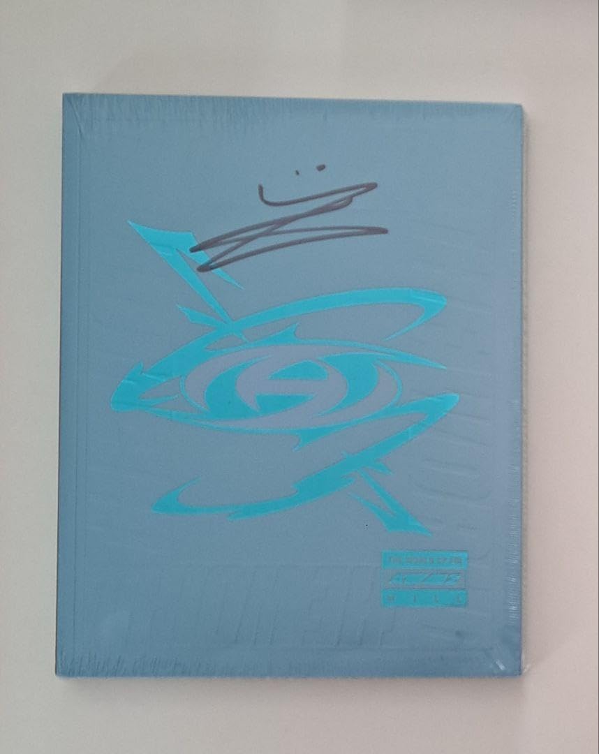 Amazon.co.jp: ATEEZ 直筆サイン入り アルバム ウヨン : おもちゃ