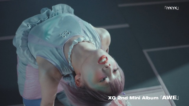 Amazon.co.jp: AWE(アナログ(12インチ))(VINYL ver.)(数量限定) - XG