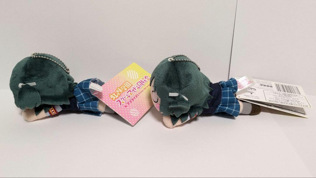 Amazon.co.jp: ラブライブ 虹ヶ咲 三船 栞子 寝そべり セット : おもちゃ