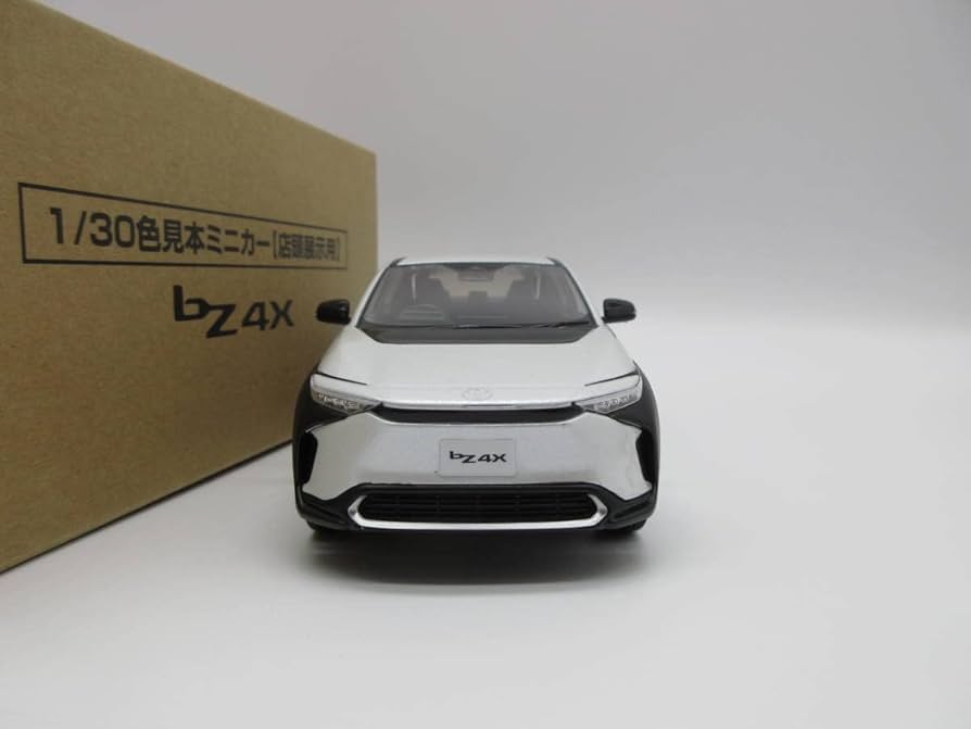 Amazon | 1/30 トヨタ 新型bZ4X 非売品 カラーサンプル ミニカー