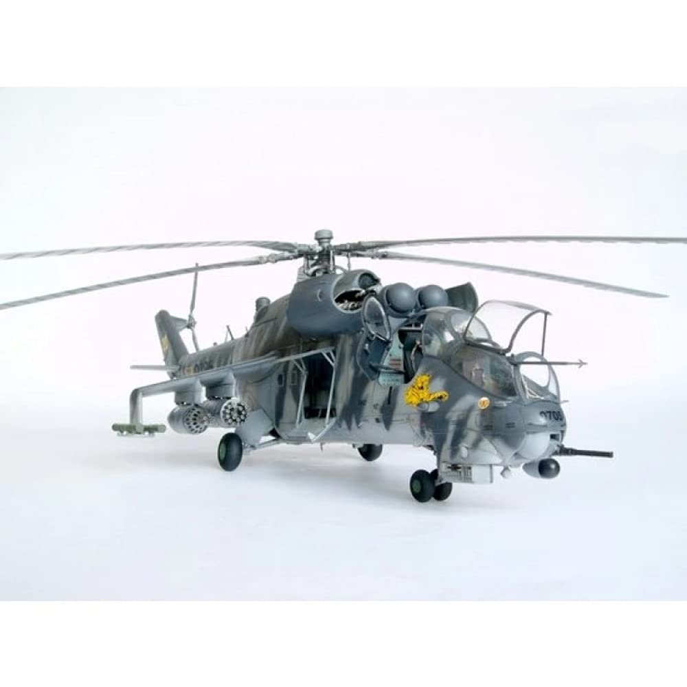 Amazon | トランペッター 1/35 ミルMi-24VハインドE プラモデル