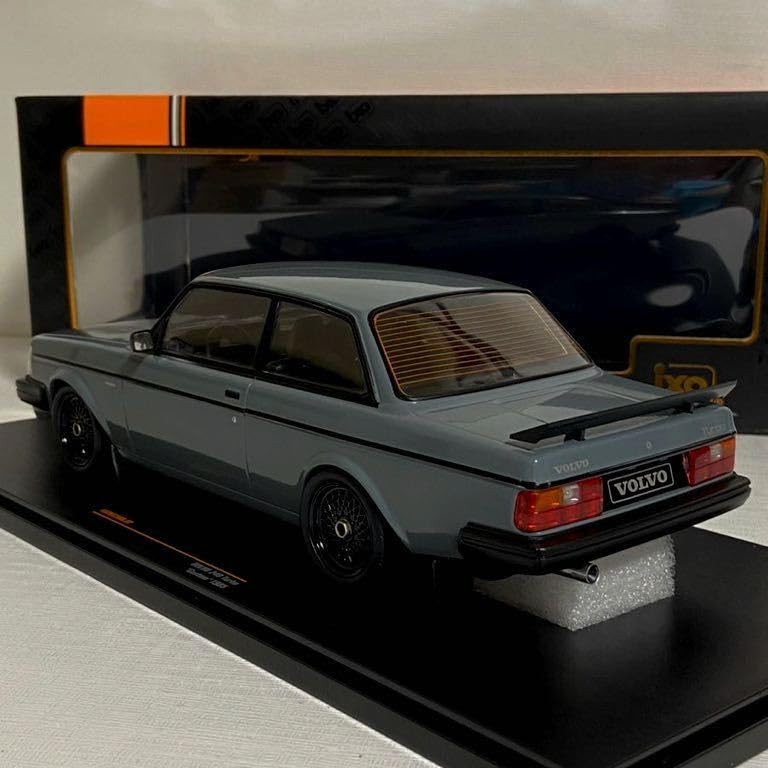 Amazon.co.jp: 1/18 ボルボ 240 ターボ／VOLVO 240 Turbo Custom 1985