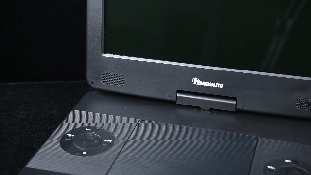 Amazon | 13.3インチ ポータ | NAVISKAUTO | ポータブルブルーレイ