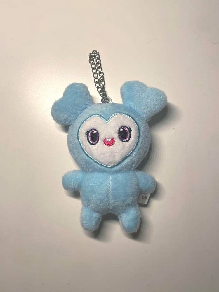 Amazon.co.jp: TWICE ナヨン ラブリー NAVERY キーホルダー : おもちゃ