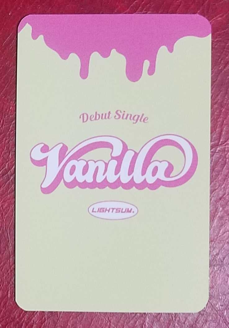Amazon.co.jp: LIGHTSUM ナヨン Vanilla MOKKET SHOP 特典 トレカ