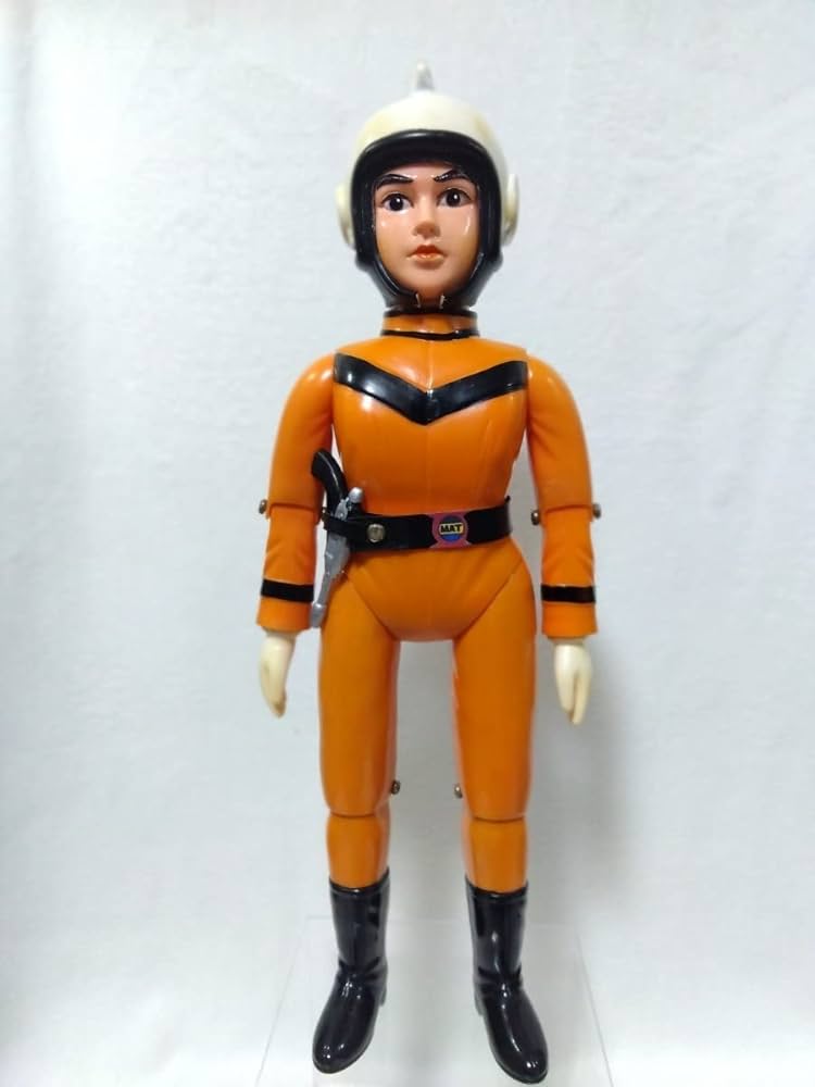 Amazon.co.jp: デラックス マット隊員 可動 ソフビ DX MAT隊員 当時物