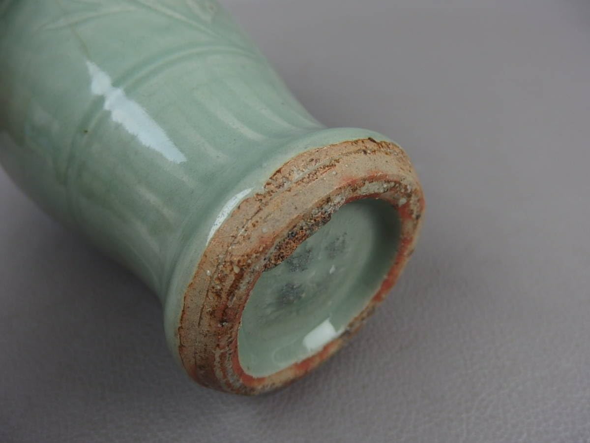 ☆中国古玩 明時代七官青磁花文花瓶 ei007yl.3 龍泉