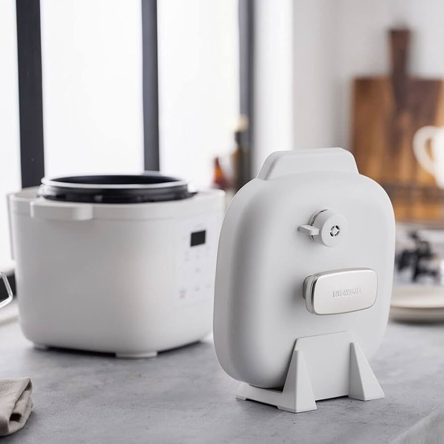 Amazon.co.jp: アイリスオーヤマ 電気圧力鍋3L KPC-REMA3-W オフ