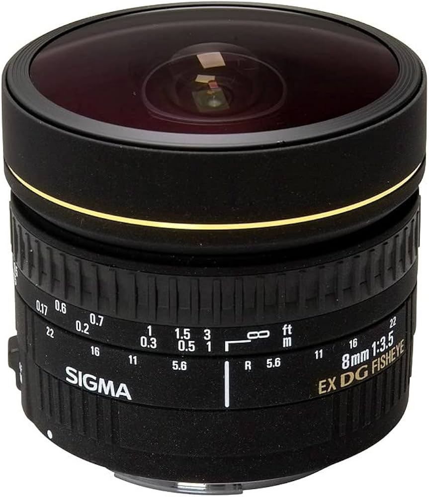 Amazon.com : Sigma 8mm f/3.5 EX DG Circular Fisheye Lens for Canon