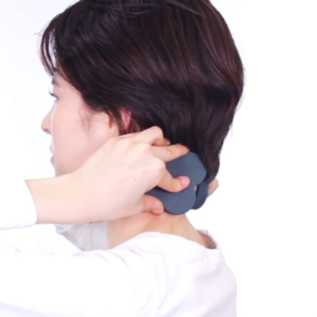 Amazon.co.jp: uka(ウカ) スカルプブラシ ケンザン ソフト/頭皮ブラシ