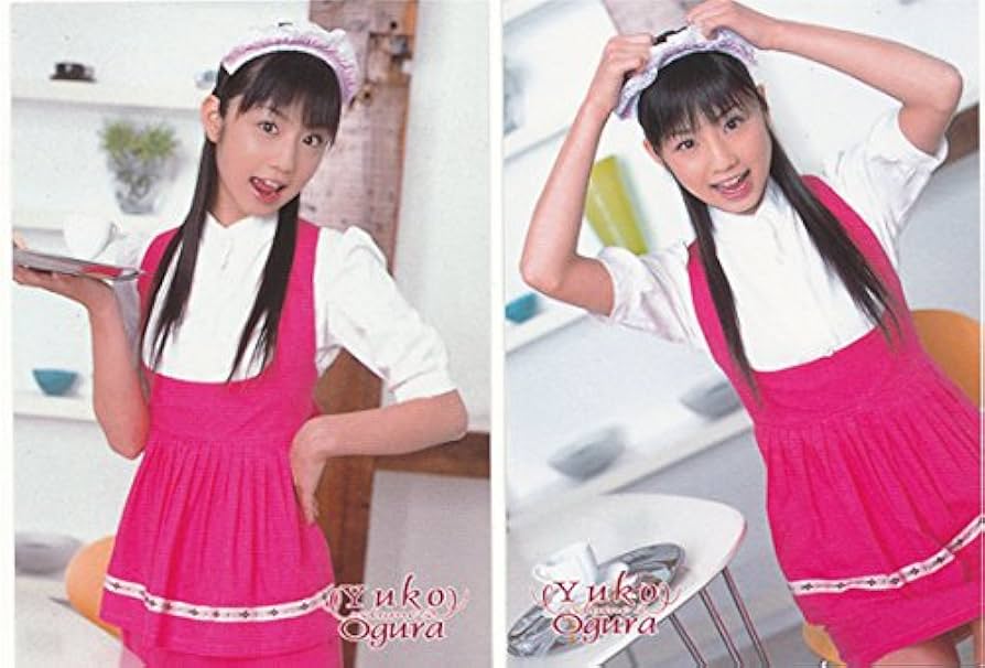 Amazon.co.jp: 小倉優子 2003 トレカ 2枚セット [39,44] : おもちゃ