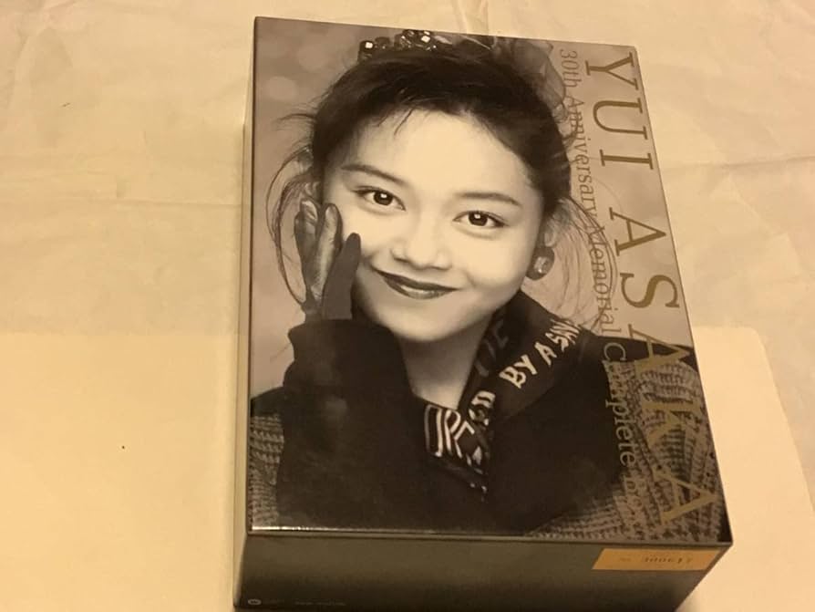 Amazon.co.jp: 浅香唯 30周年記念コンプリートBOX 完全生産限定盤 CD15