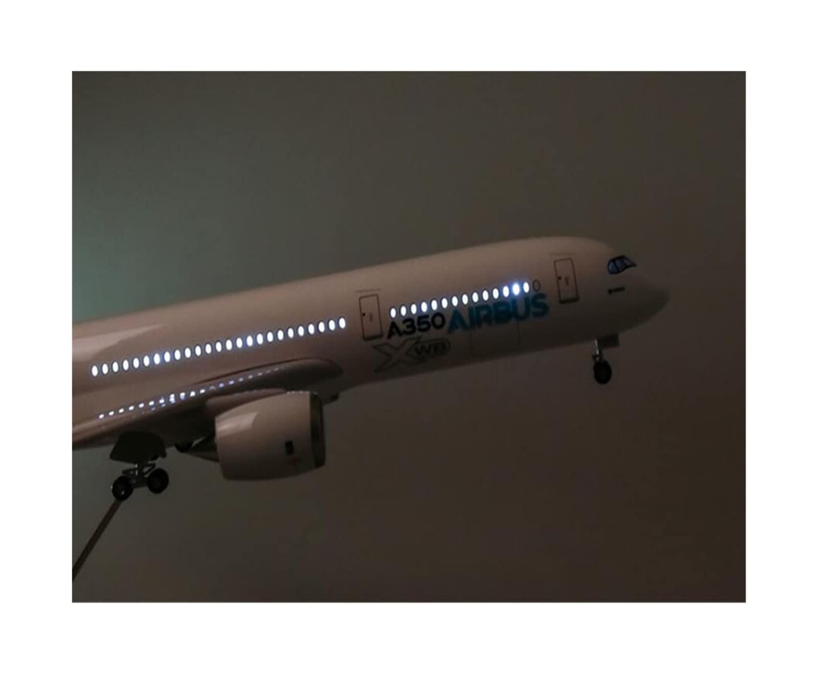 Amazon.co.jp: 模型飛行機 1/142 航空機用エアバス A350 プロトタイプ