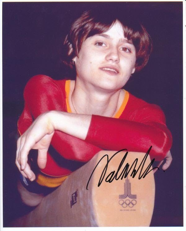 Amazon.co.jp: 体操選手 ナディアコマネチ 直筆サイン入り写真 金