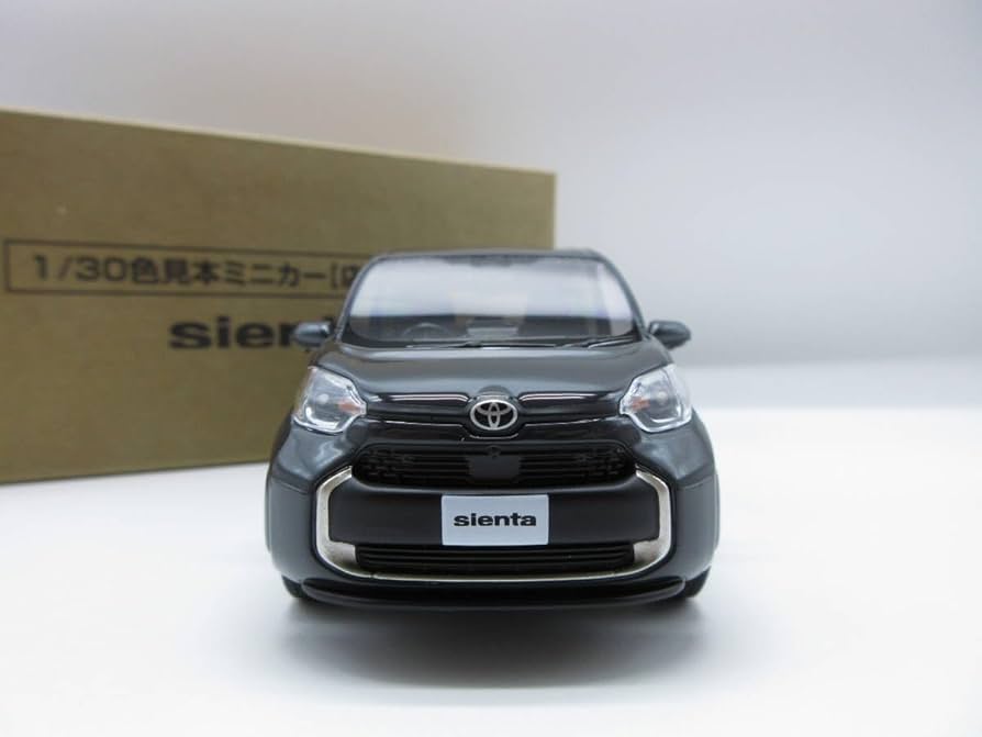 Amazon.co.jp: 130 トヨタ 新型シエンタ 2022 カラーサンプル ミニカー