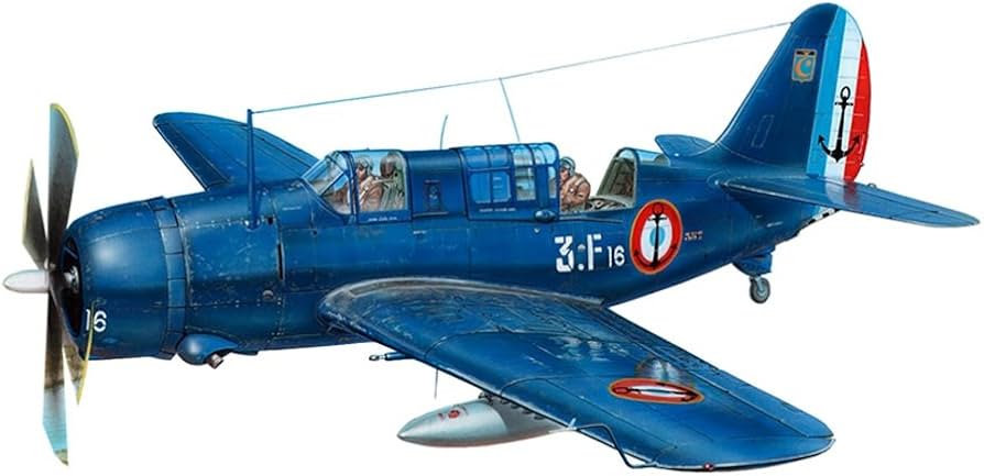 Amazon | スペシャルホビー 1/72 アメリカ軍 カーチス SB2C-5 ヘル