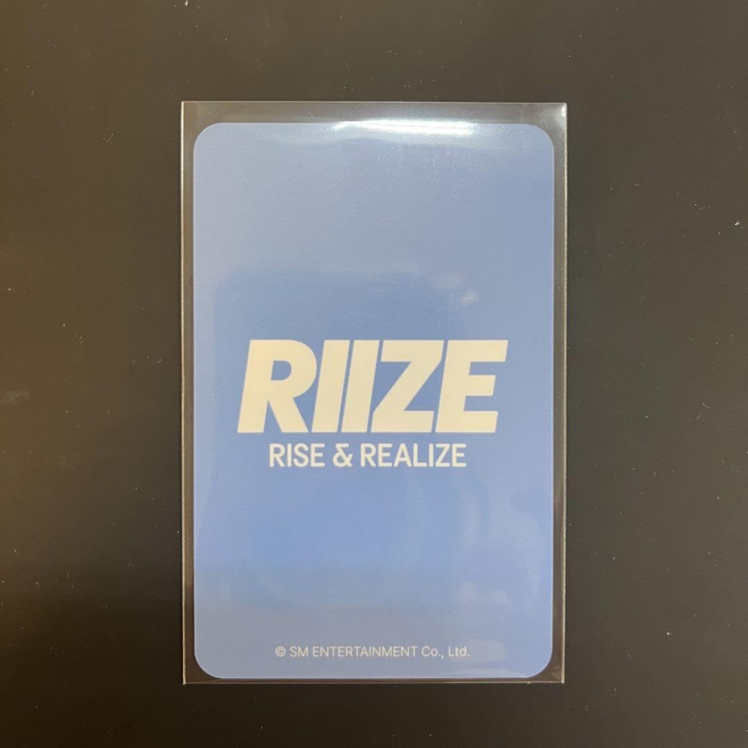 Amazon.co.jp: RIIZE ウォンビン トレカ everline ヨントン : おもちゃ