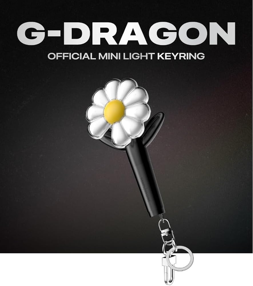 Amazon.co.jp: 【公式】G-DRAGON MINI LIGHT KEYRING｜ジードラゴン