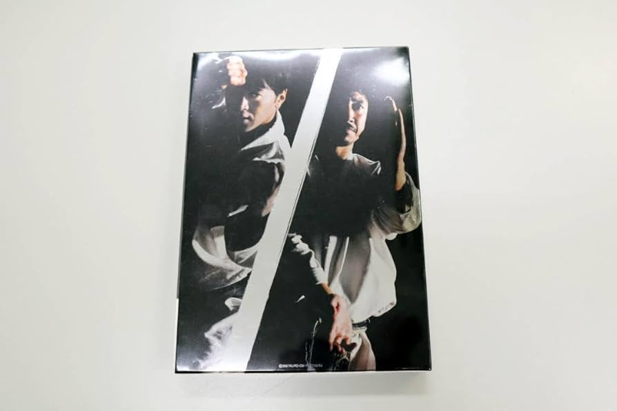 Amazon.co.jp: 空手映画 DVD 黒帯 KURO-OBI 初回限定版2枚組 中達也